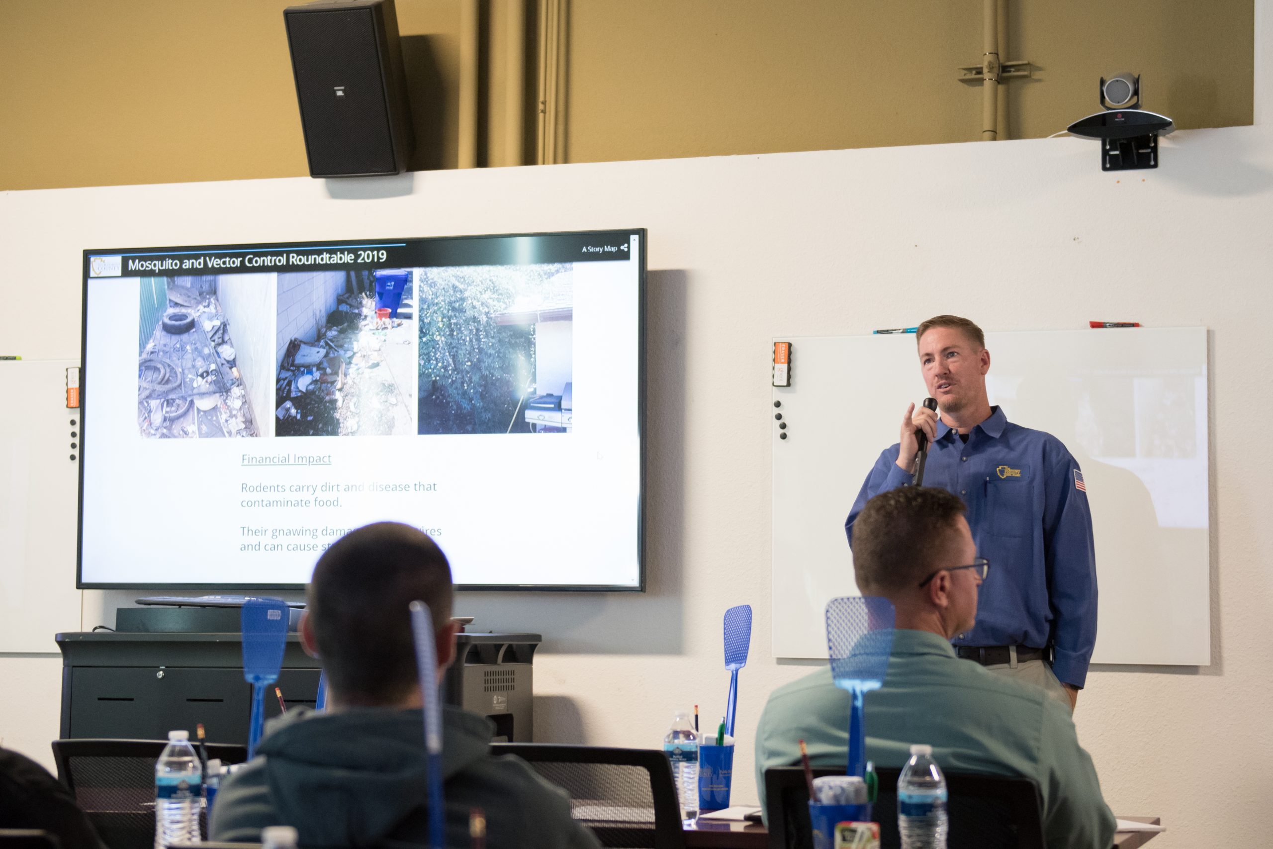 Vector technician speaking to attendees at Vector Roundtable 2019